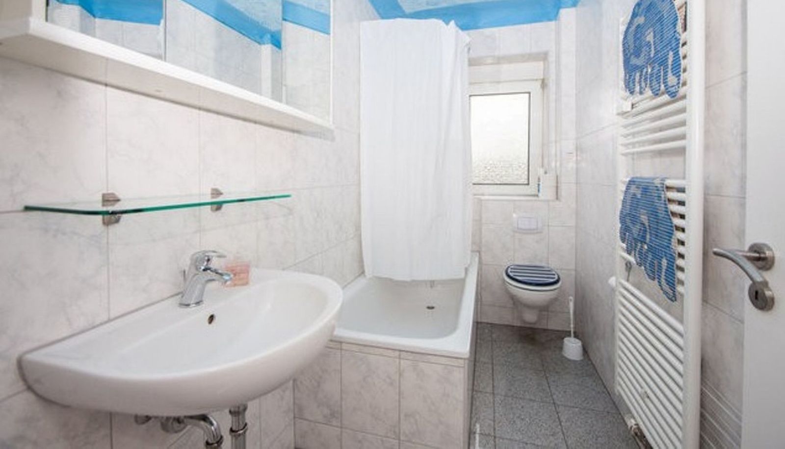 Bathroom - Schlafgelegenheit Gästezi. mit Küche