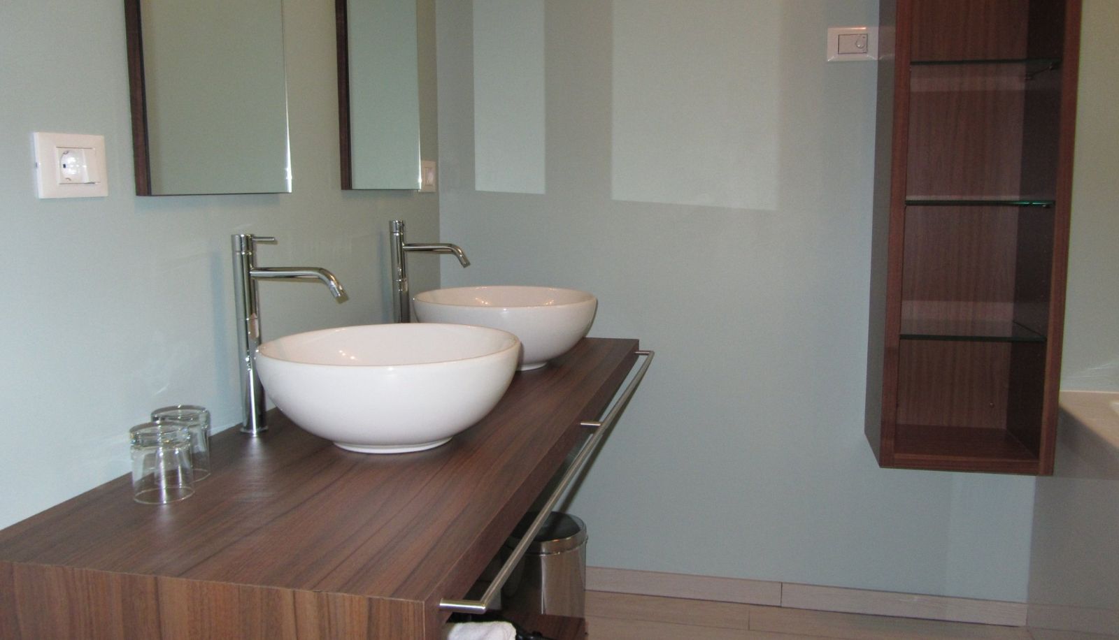 Bathroom - Maria Schnee