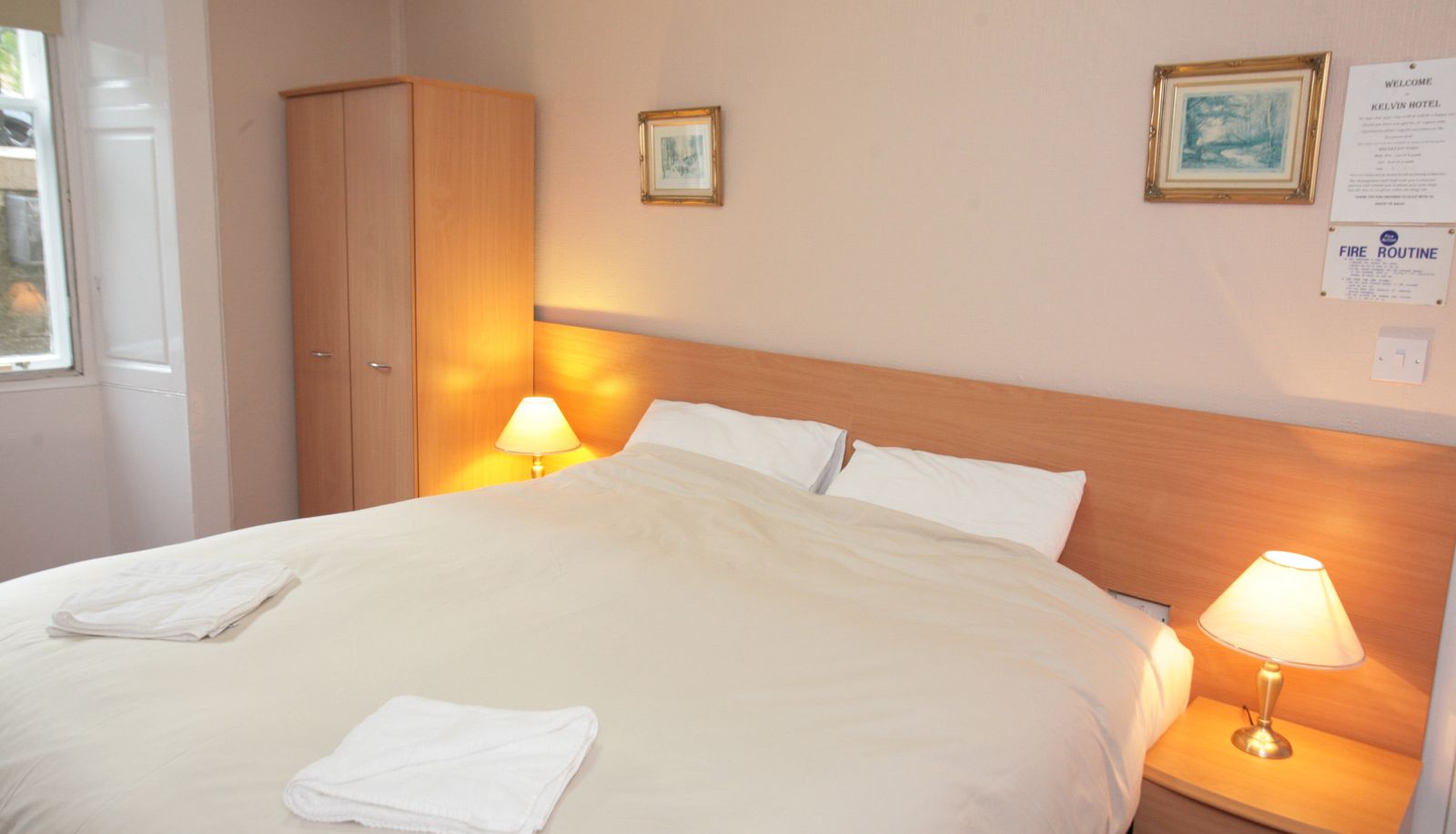 Standardzimmer (Doppel) - Kelvin Hotel West End
