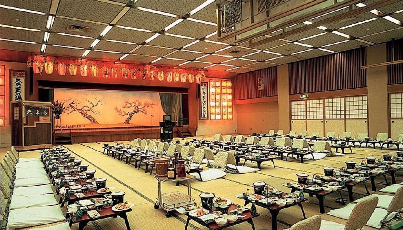 Salle de banquet - (RYOKAN) Atami Tama no Yu Hotel