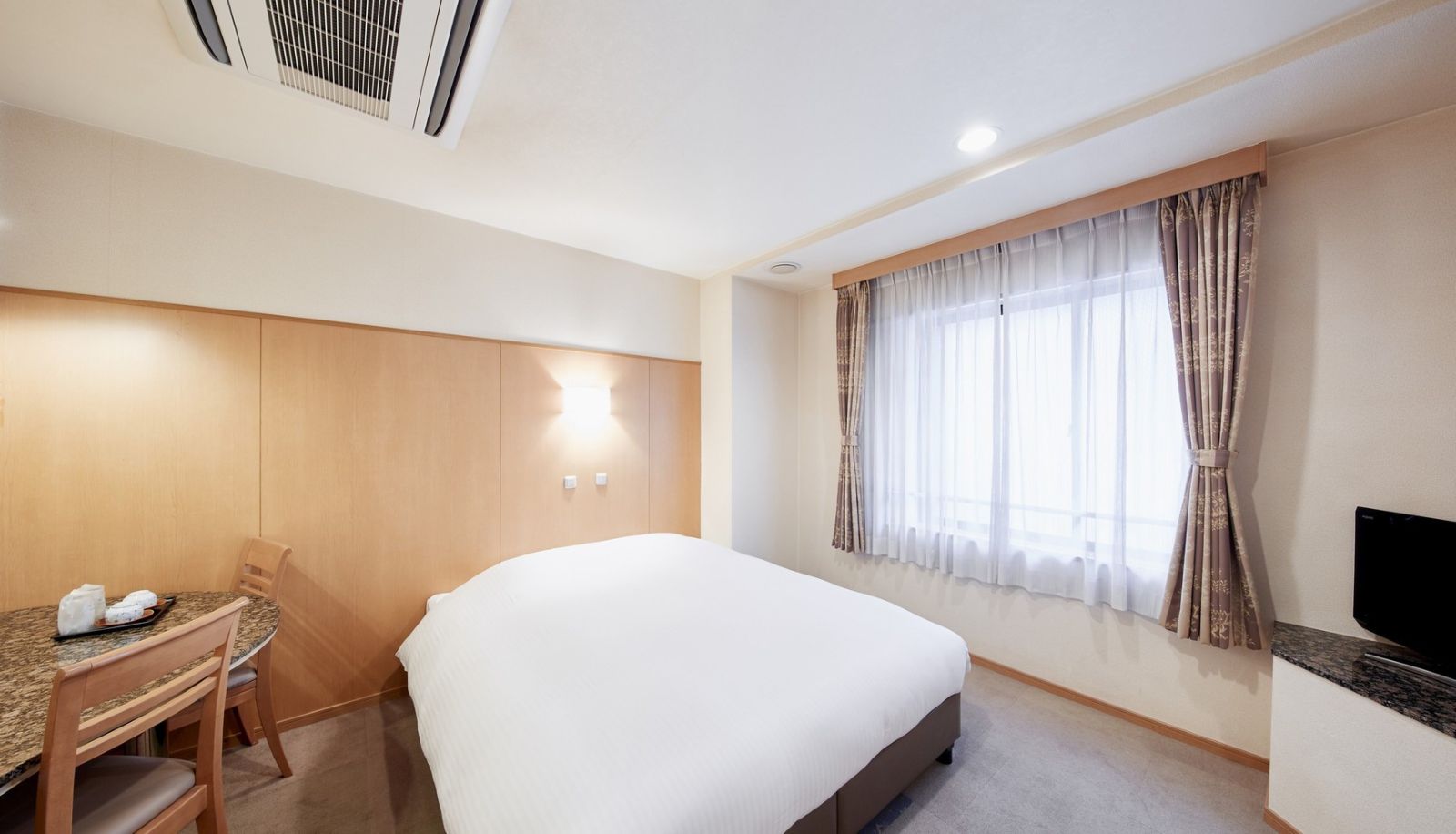 Standard room (double) - Hotel Le Botejour Namba