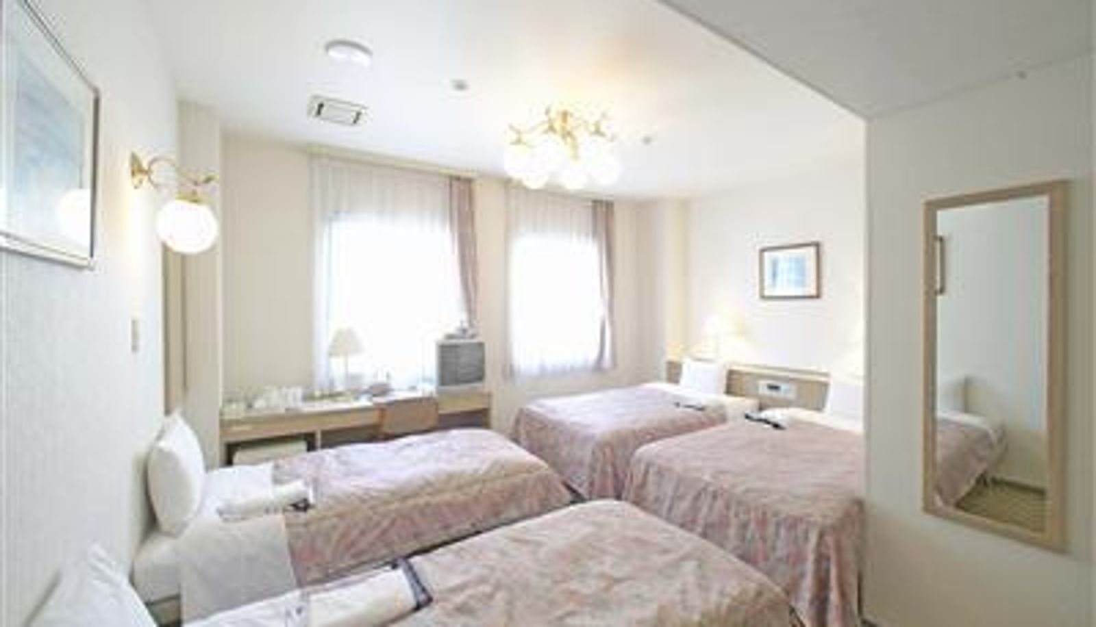 Chambre quadruple - Pearl Hotel Kasai