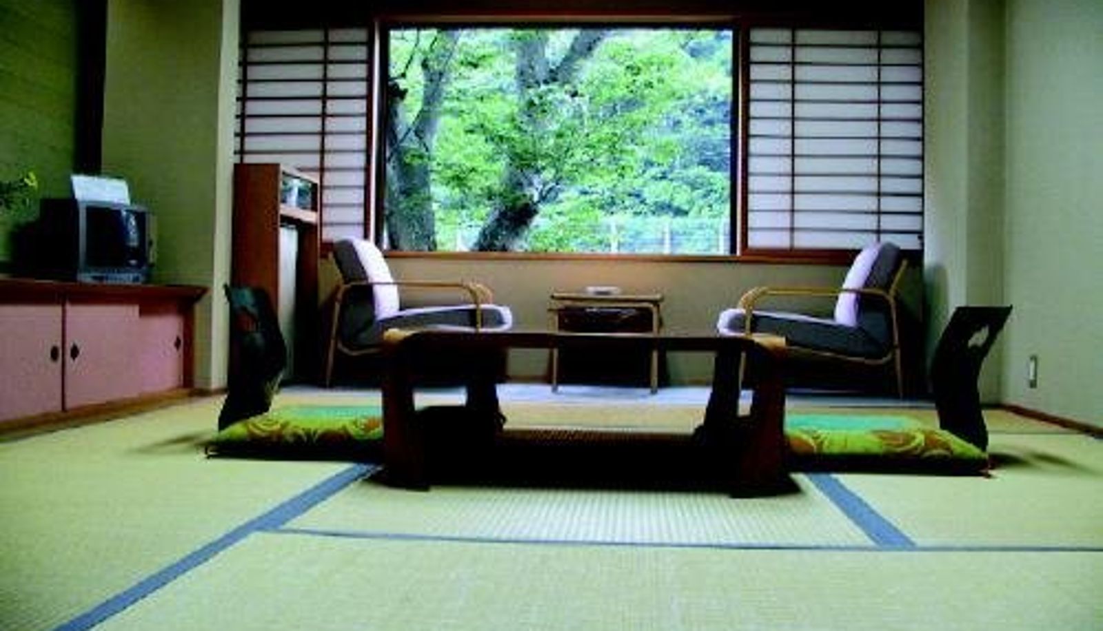 Camera - (RYOKAN) Yubara Onsen Genroku Hatago Aburaya