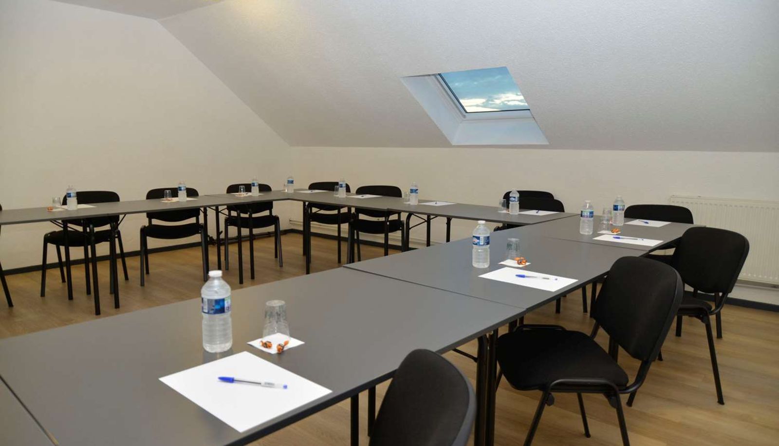 Conference room - LOGIS HOTEL CRIS HOTEL
