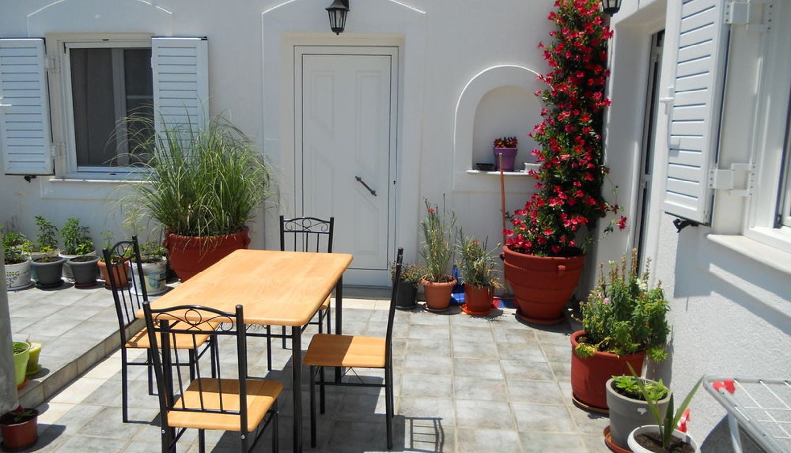 Reception - Kontaratos Studios & Apartments