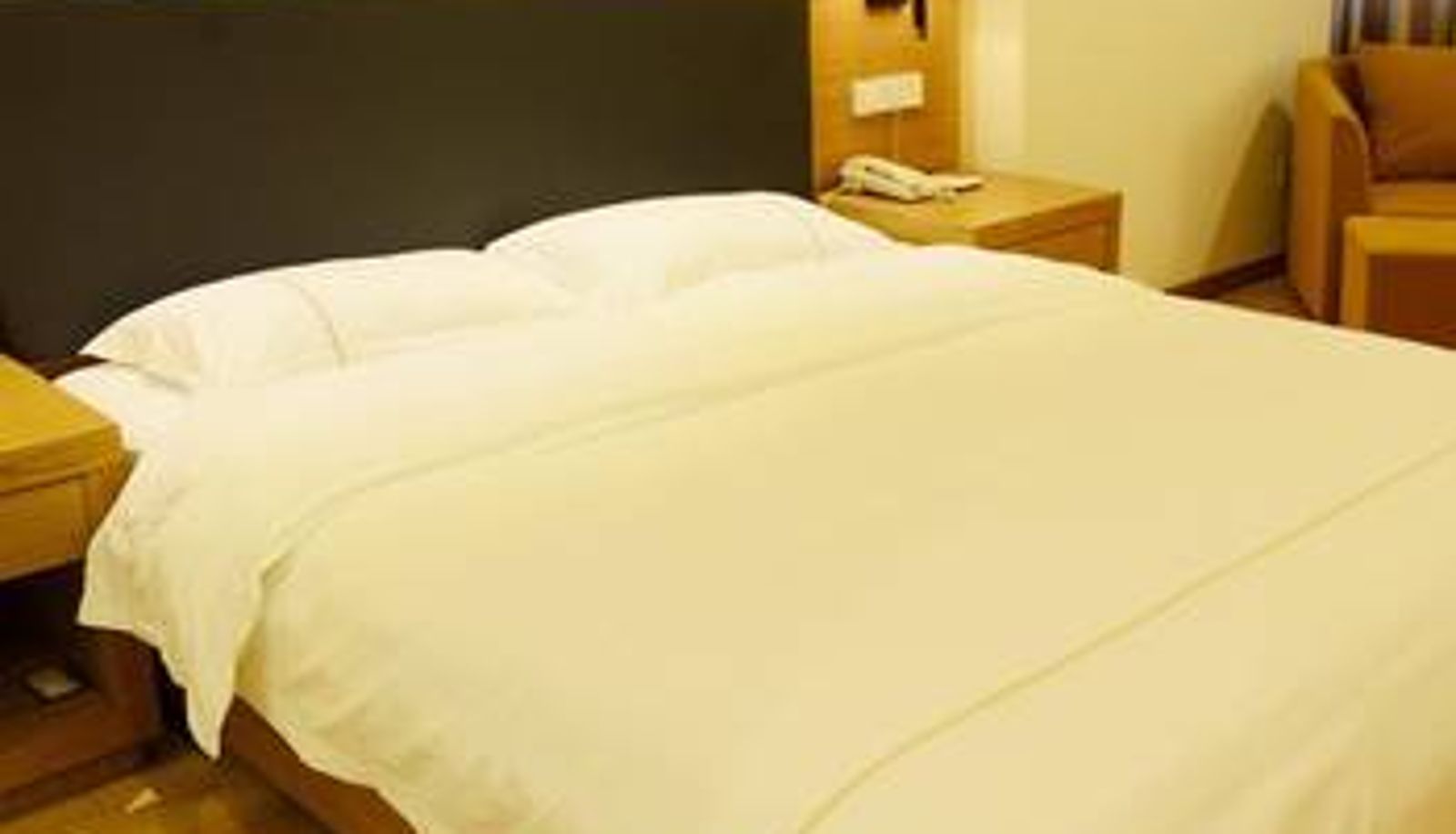 Zimmer - Mountain View Holiday Hotel-Wuhu