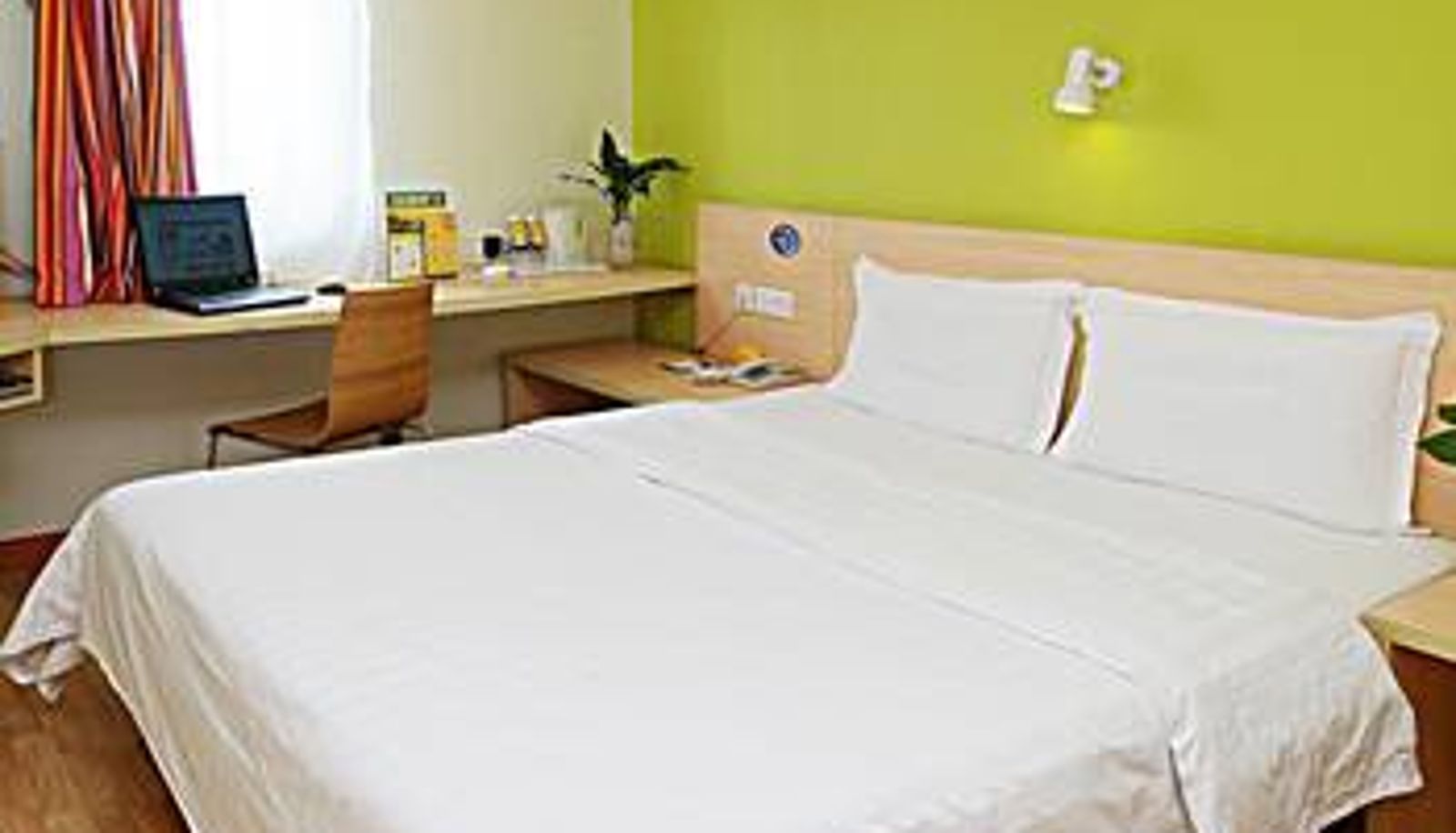 Camera - Youju Hotel (Qingshan Campus Branch of Wuhan University of Science and Technology)