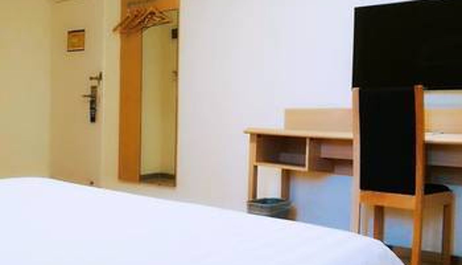 Zimmer - 7 Days Inn