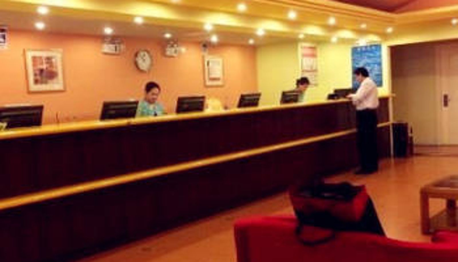 Lobby - Home Inn Beijing West Railway Station North Square