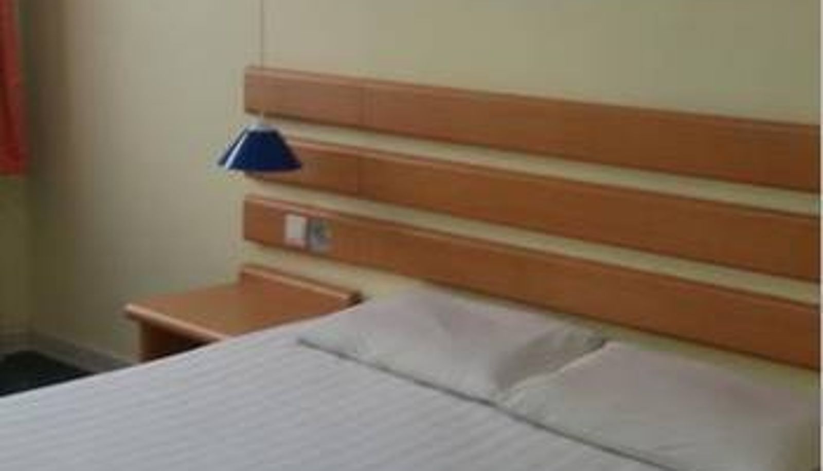 Zimmer - Home Inn · Neo (Beijing Changping Gulou West Street Branch)