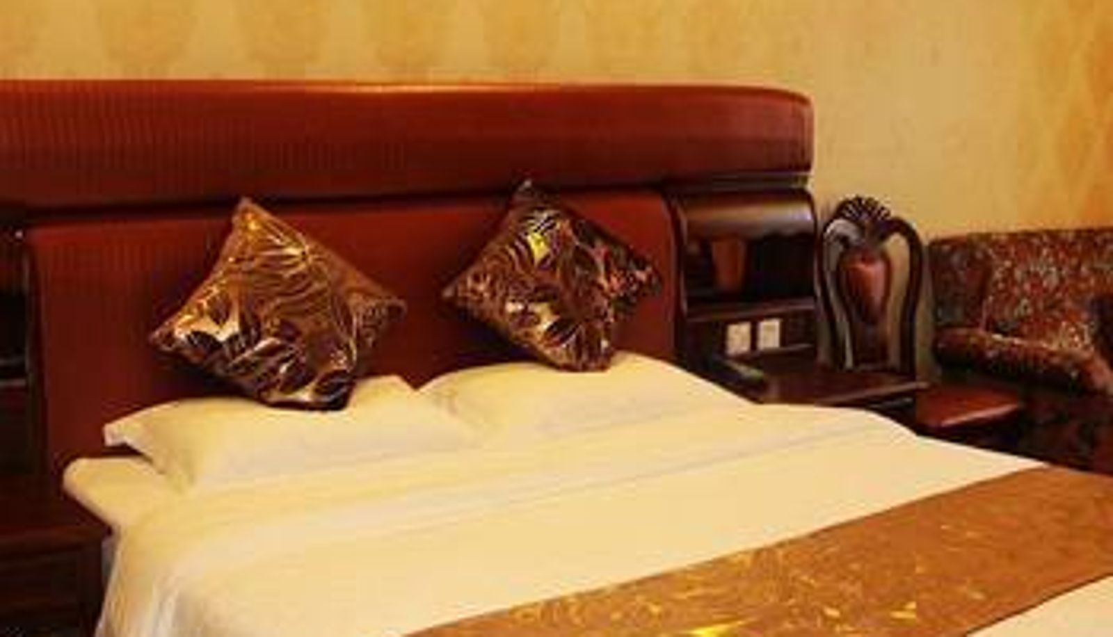 Camera - Huangting Holiday Hotel (Wuyou District Joy City Branch)