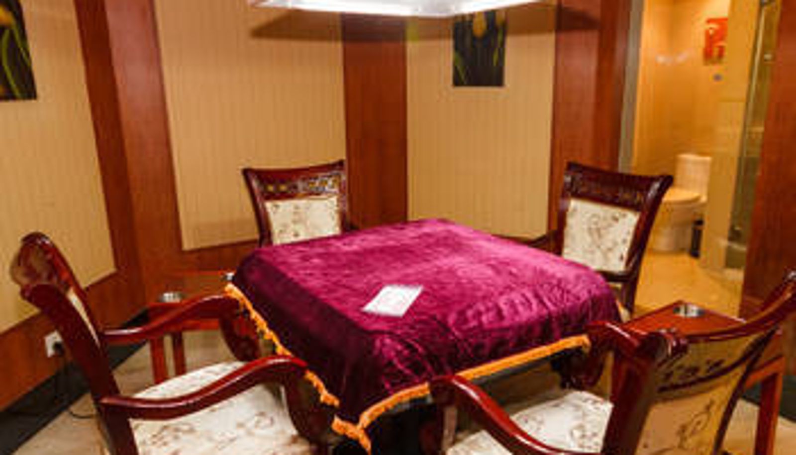 Kamer - Hai Na Bai Chuan Hotel