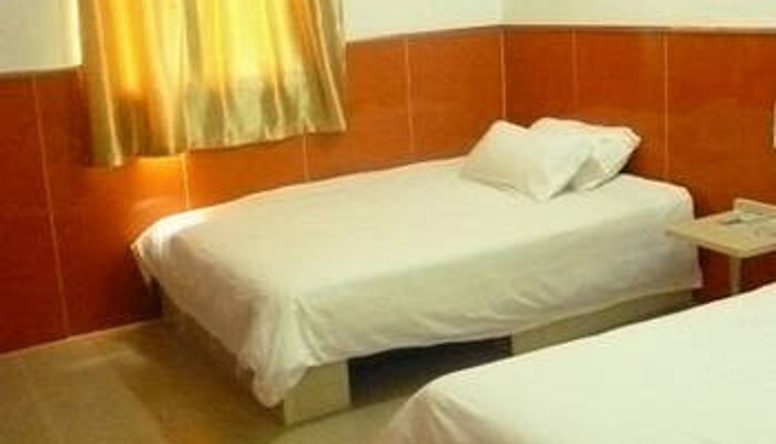 Kamer - Jiujiu Crown Hotel (Guanqian Street Humble Administrator's Garden)