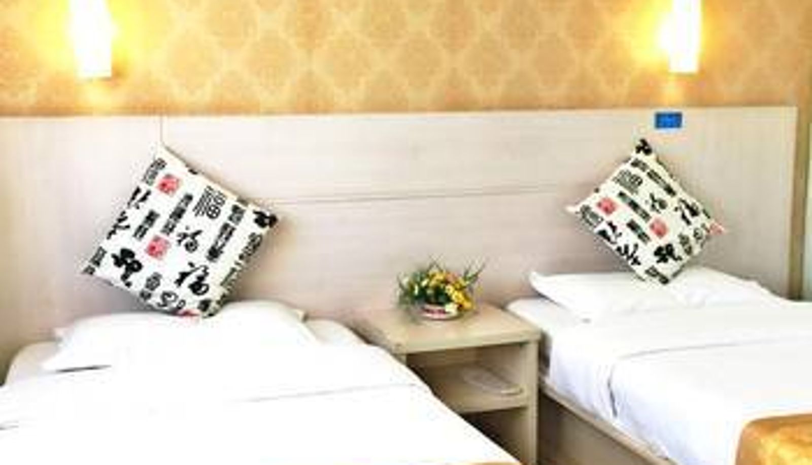 Camera - Beijing Sky House Business Hotel (Capital Airport Xinguozhan Branch)
