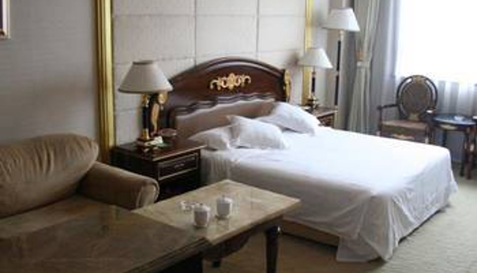Room - The Royal Palace Hotel