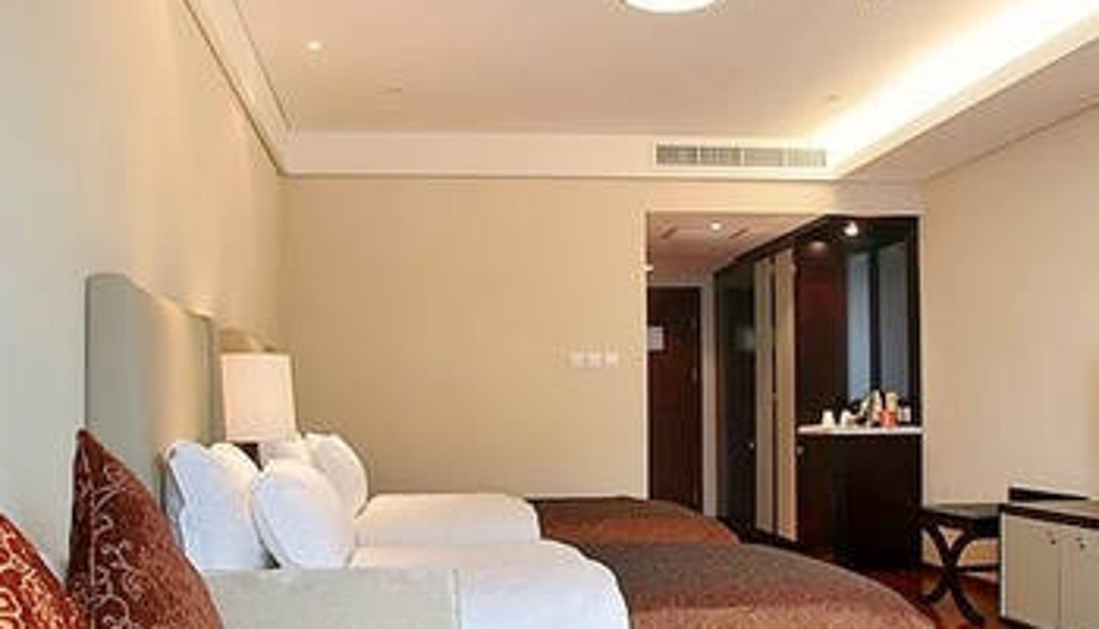 Camera - Hua Bin International Hotel