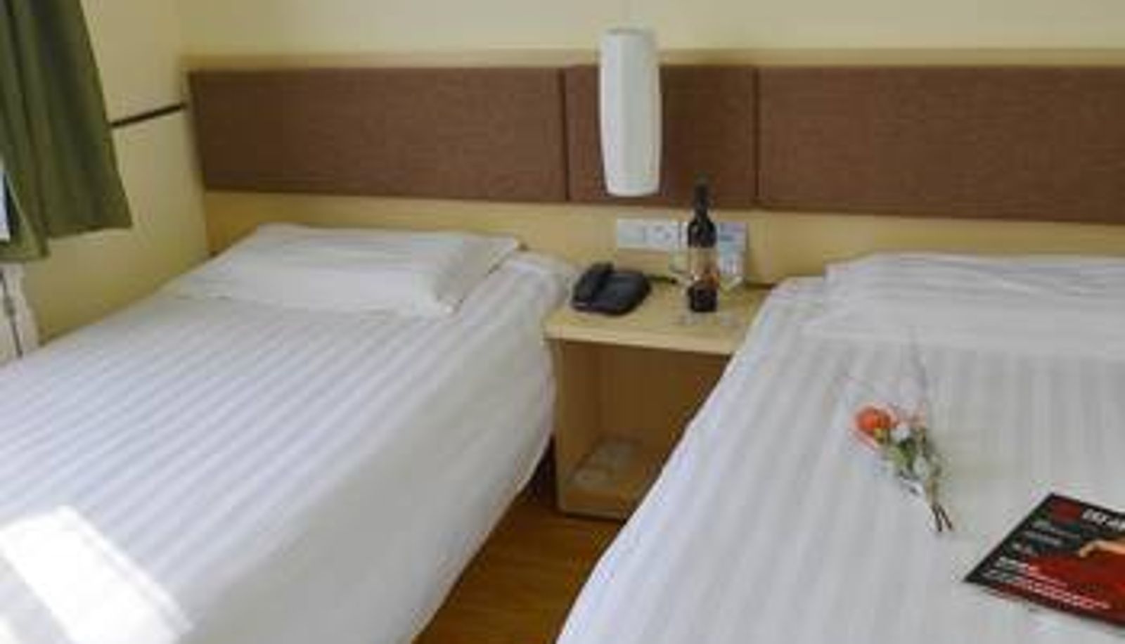 Kamer - Rujia Business Travel Hotel (Changchun People's Square Chongqing Road Vitality City Branch)