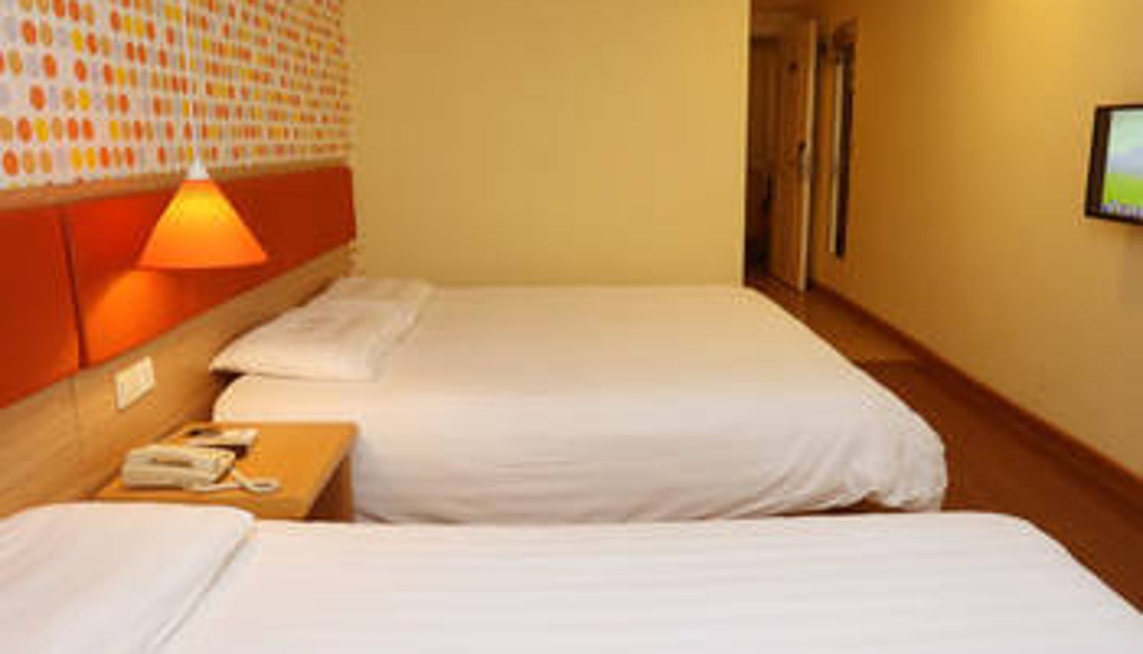 Room - Home Inn · Neo (Chengdu Zhengfu Street Wenshuyuan Subway Station Branch)