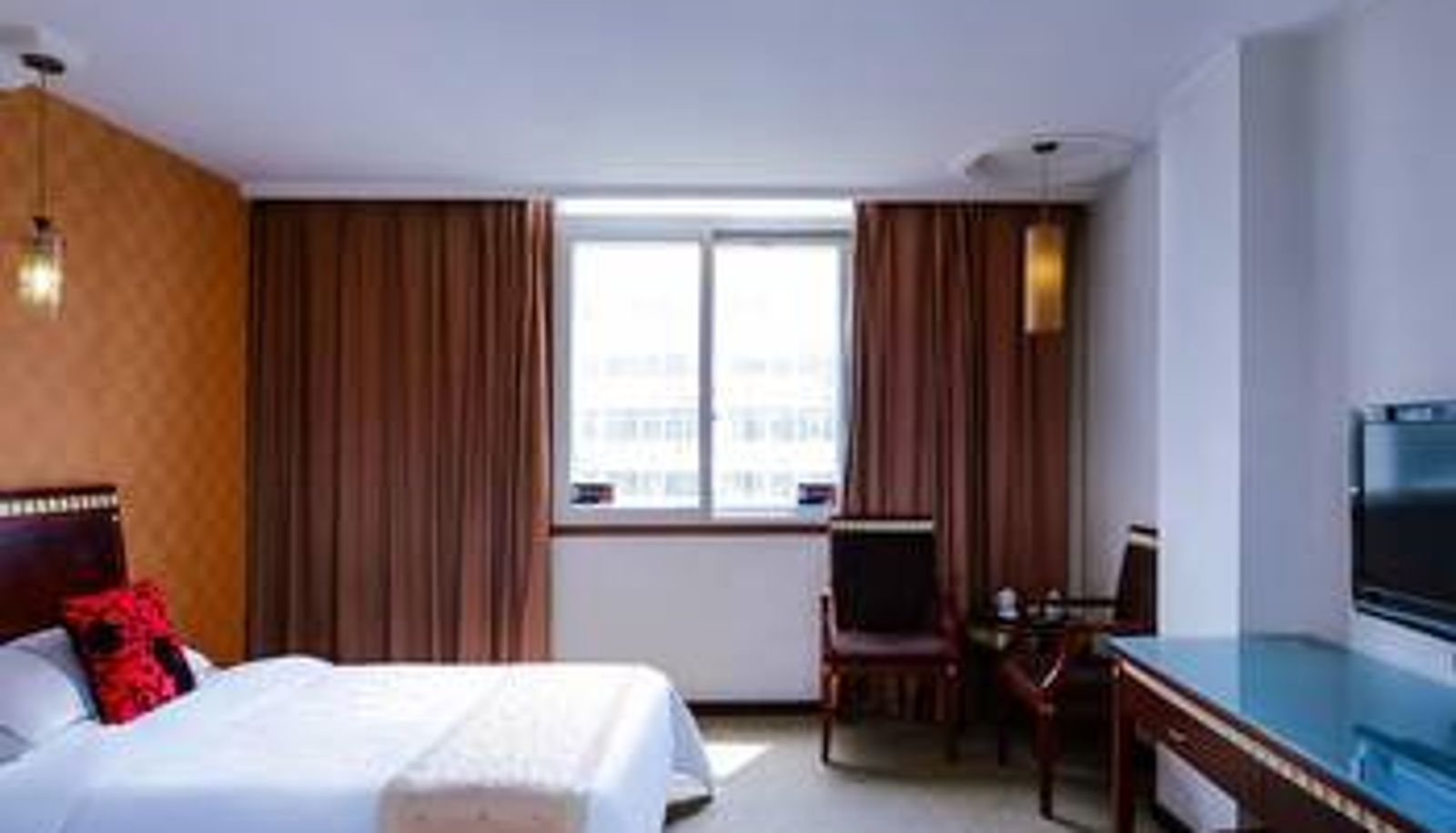 Room - Vienna Hotel (Chongqing Shiqiaopu subway station store)