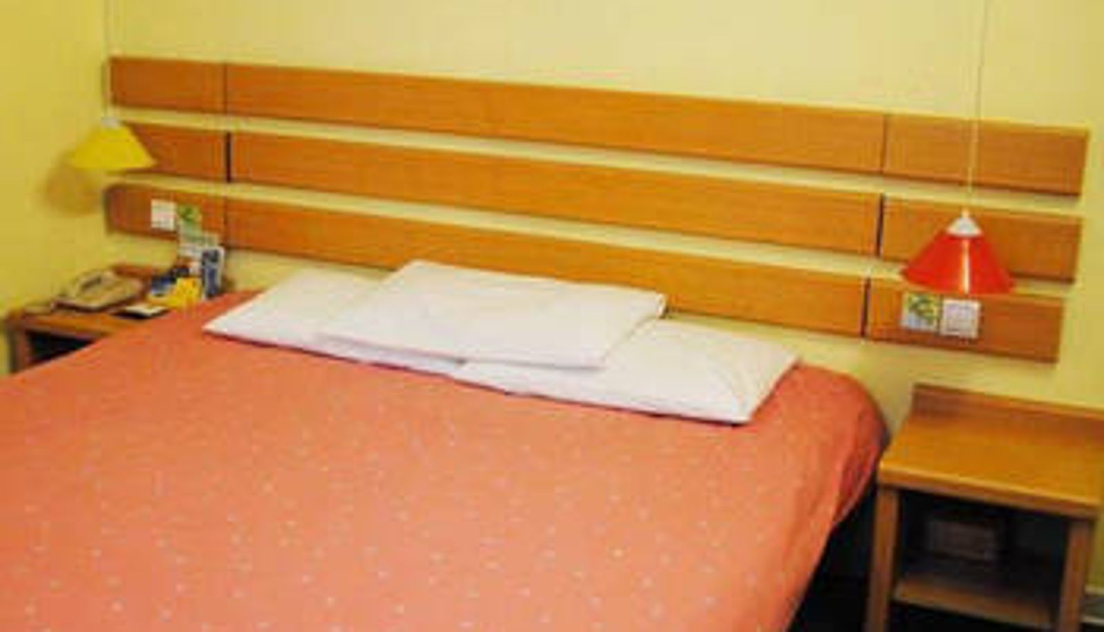 Kamer - Home Inn
