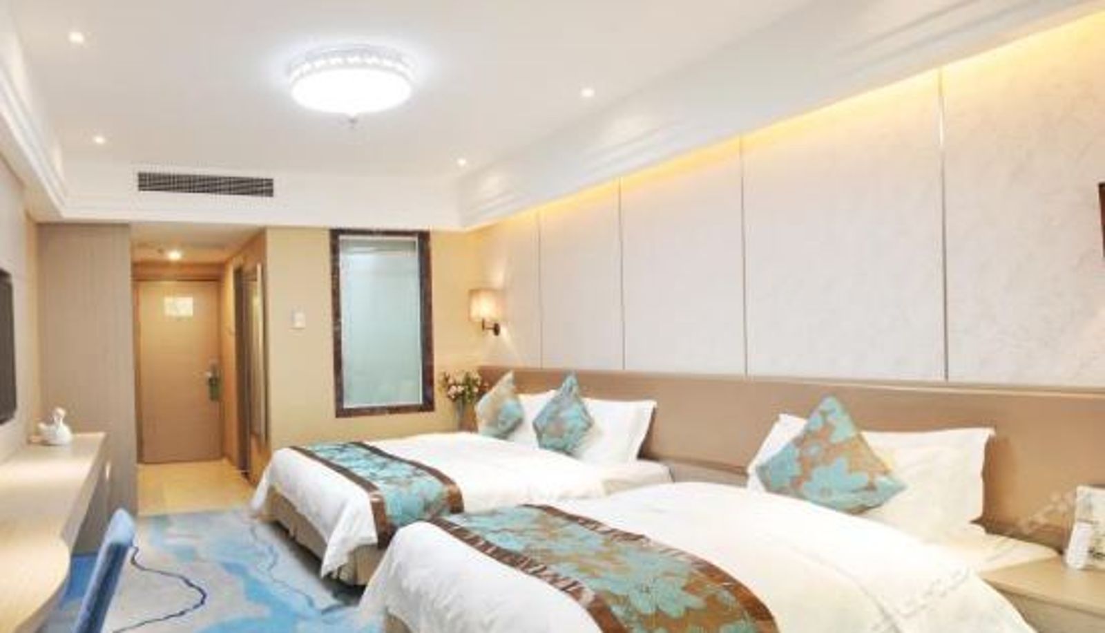 Dreibettzimmer - Swan Hotel