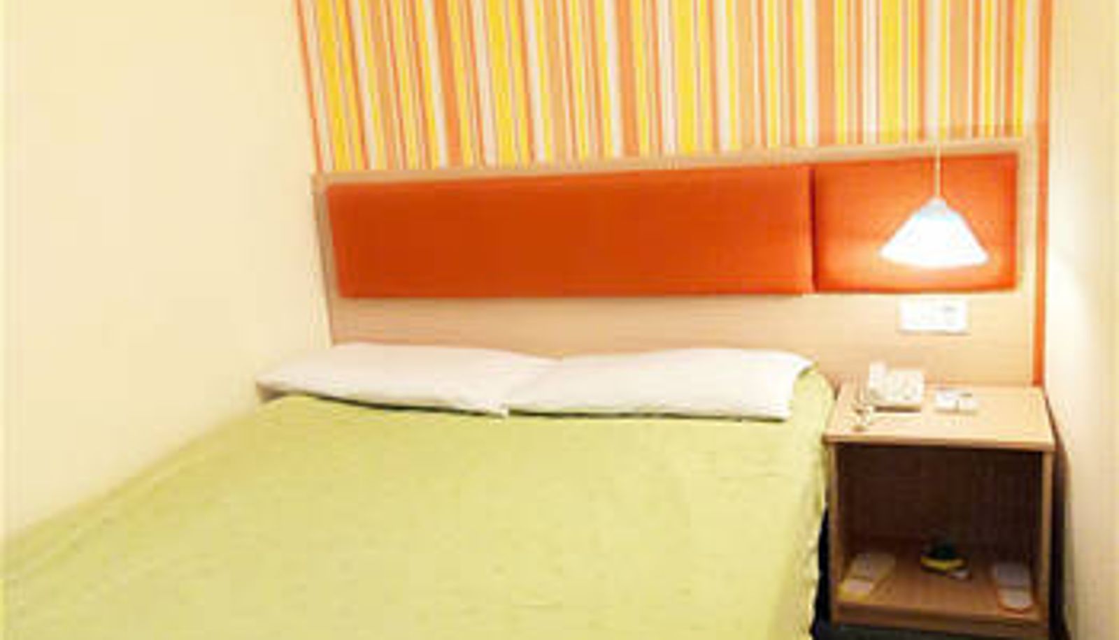 Zimmer - Home Inn (Xiamen Changqing Road)