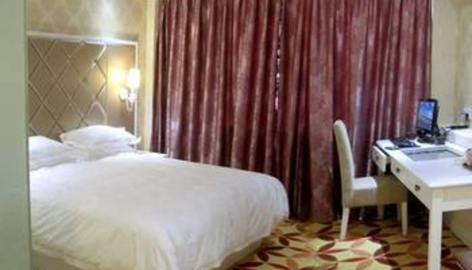 Camera - Wengang Shilong Hotel (Yiwu International Trade City)