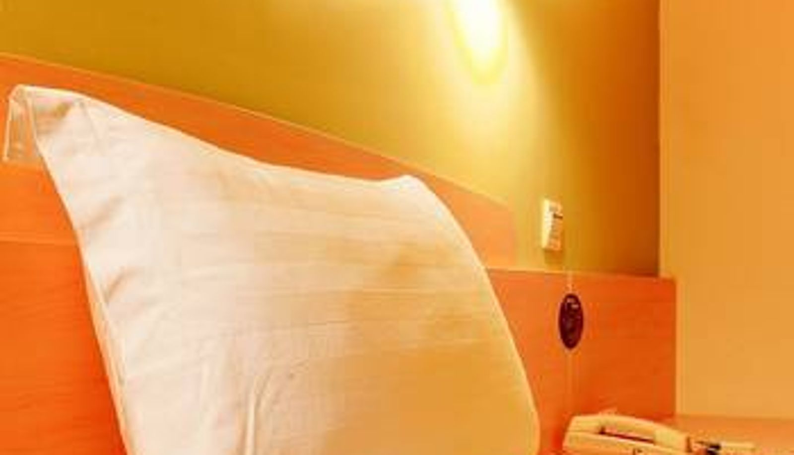 Room - Xi'an · Qingya Hotel (Guangzhou Fangcun Huadiwan Metro Station Store)