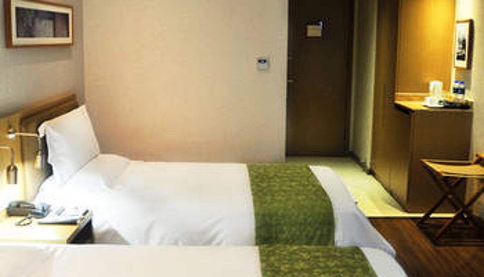 Room - Yitel (Hefei Pedestrian Street Sanxiaokou Metro Station)