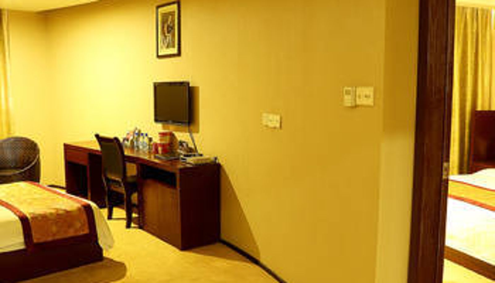 Room - Chaoyue Hotel