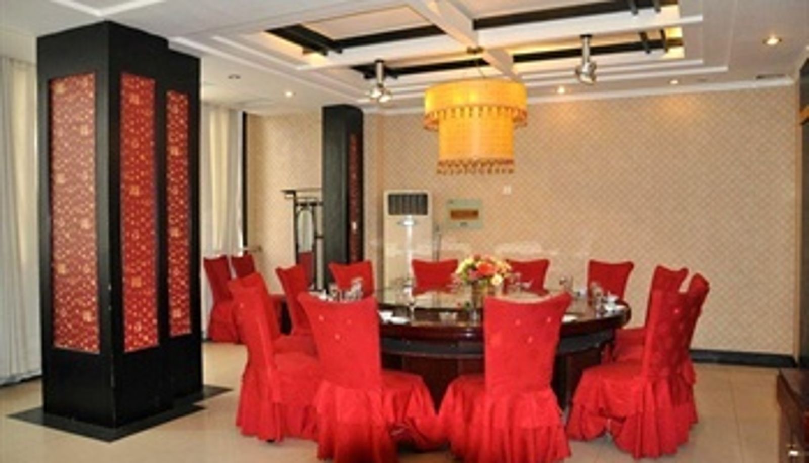 Frühstücksraum innerhalb des Restaurants - Yangxin International Hotel