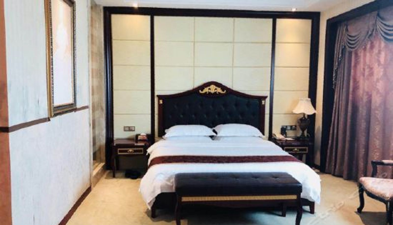 Business room - Happy Seasons Hotel