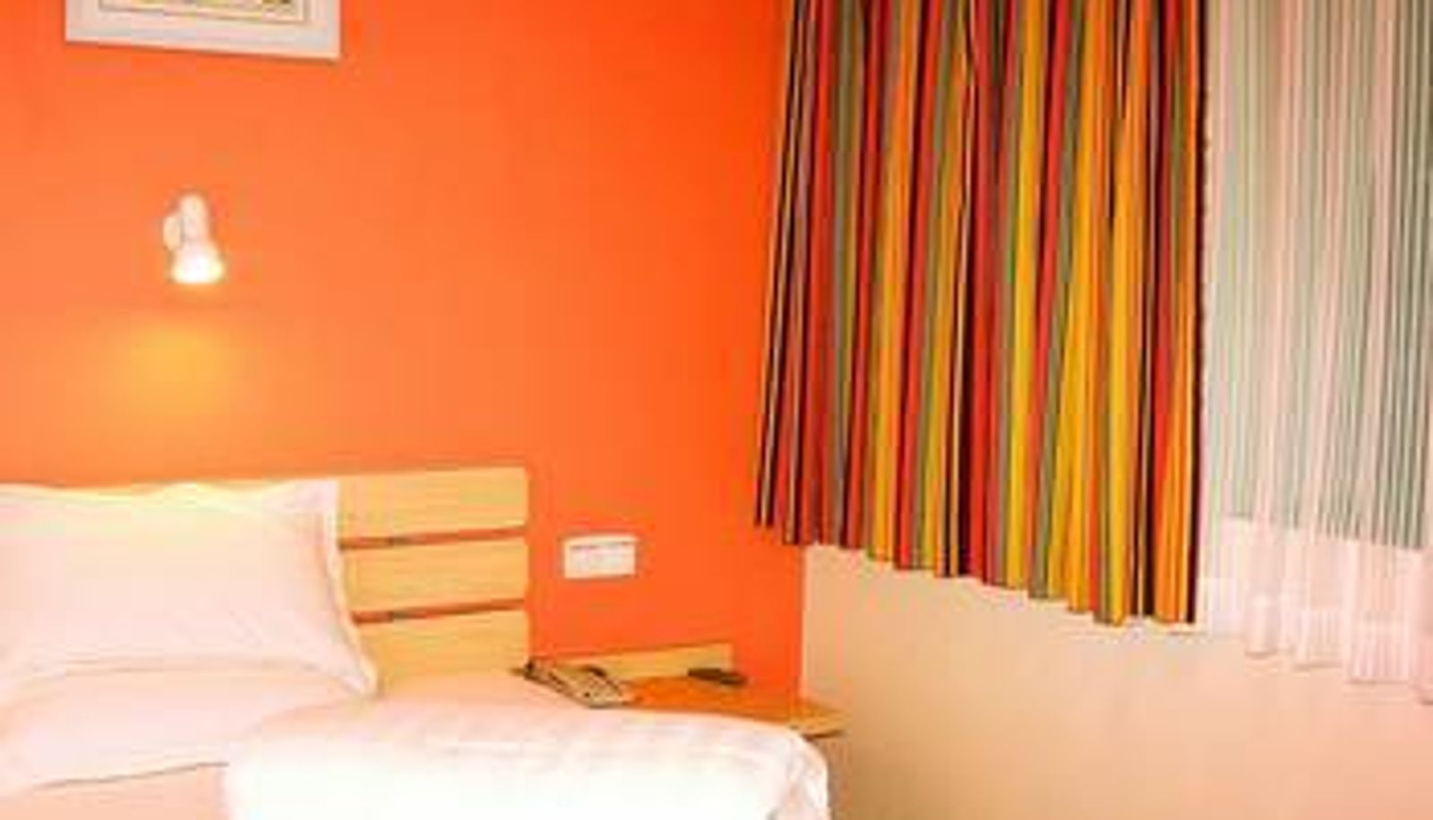Room - Penghu Hotel (Shenzhen Pinghu Metro Station Store)