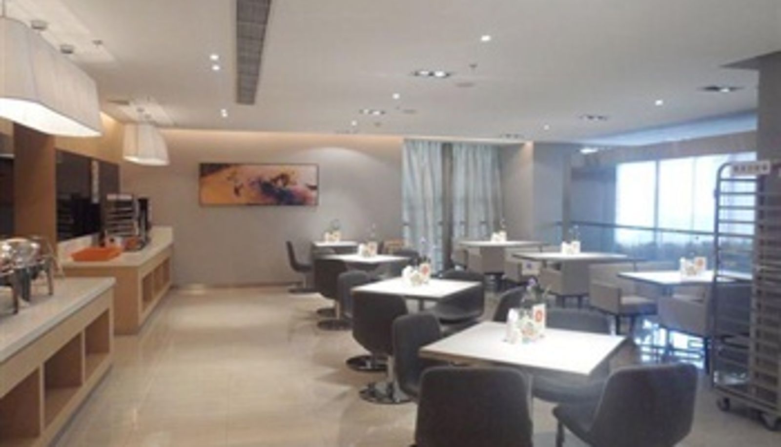 Breakfast room within the restaurant - Jin Jiang Inn Xiangcheng Huangqiao