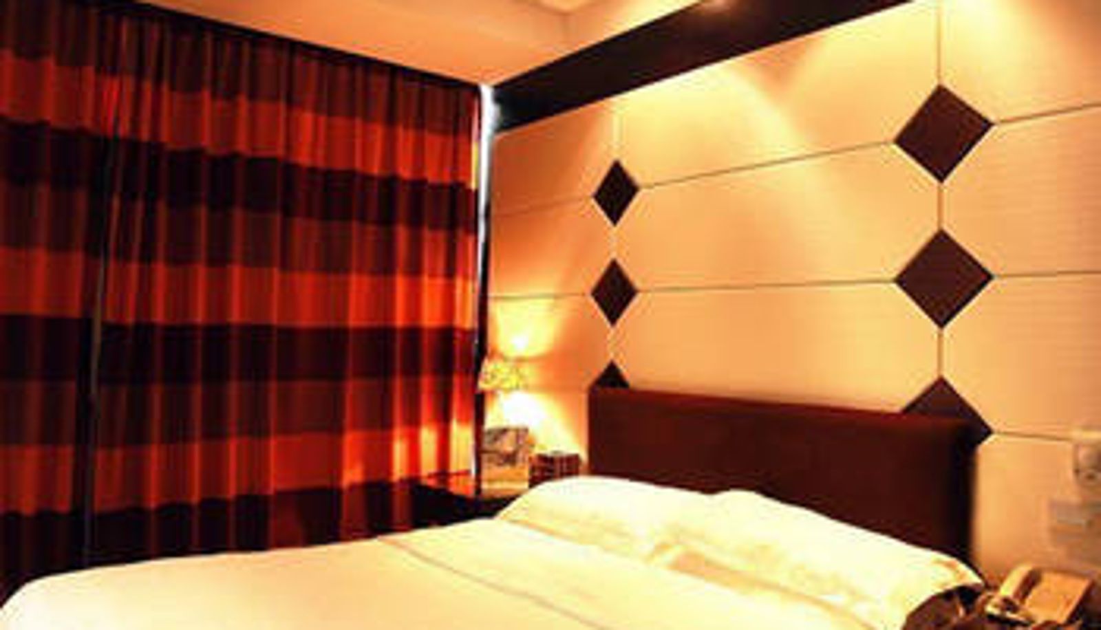 Zimmer - Baining Hotel (Huzhou Normal University Branch)