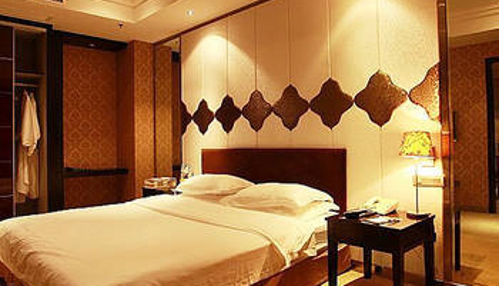 Zimmer - Baining Hotel (Huzhou Normal University Branch)