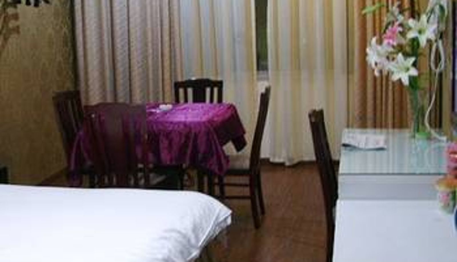 Room - Jinyi Business Motel
