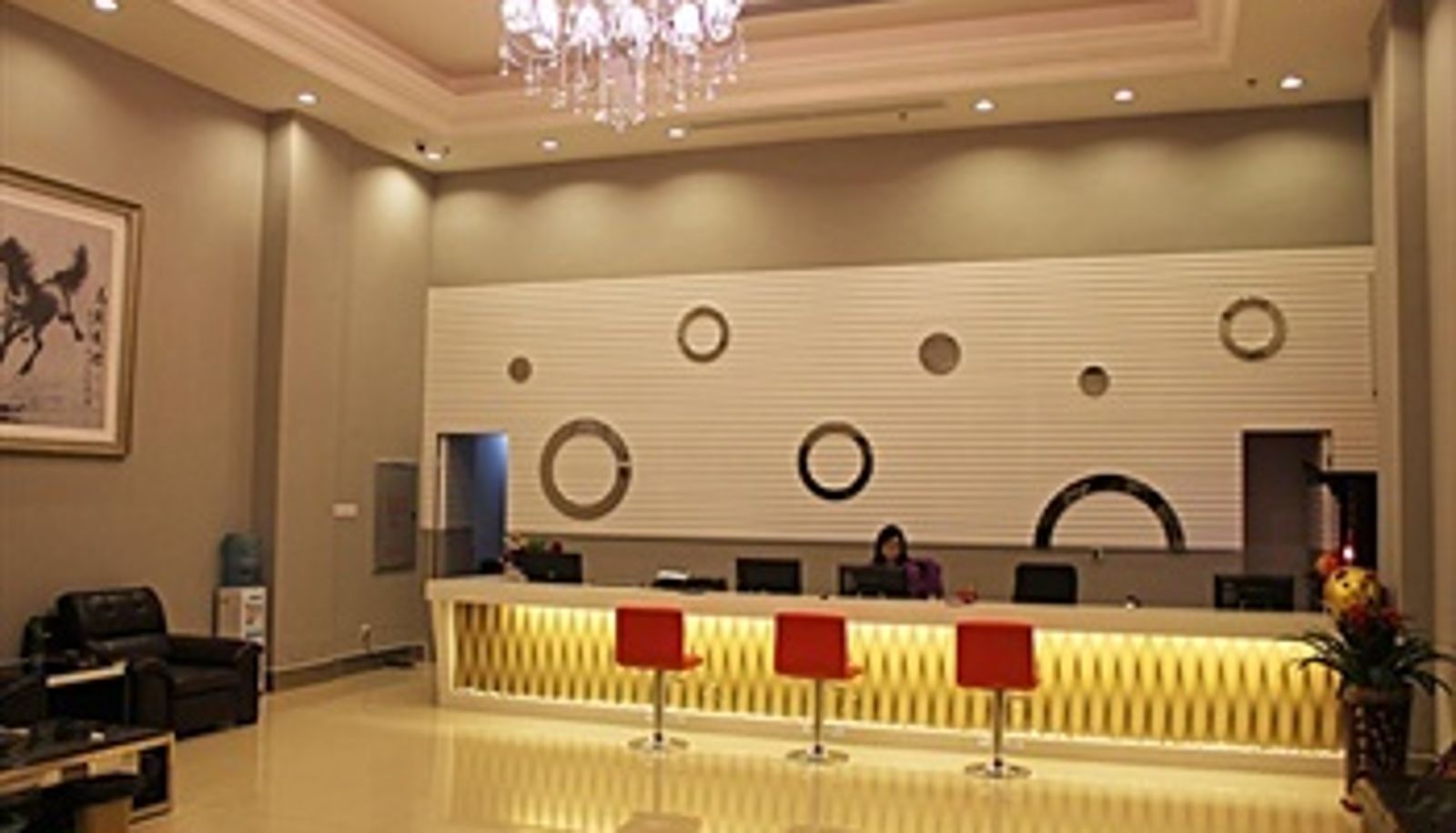 Hall - Berman Hotel (Zhongshan Tanzhou Hesheng Department Store)