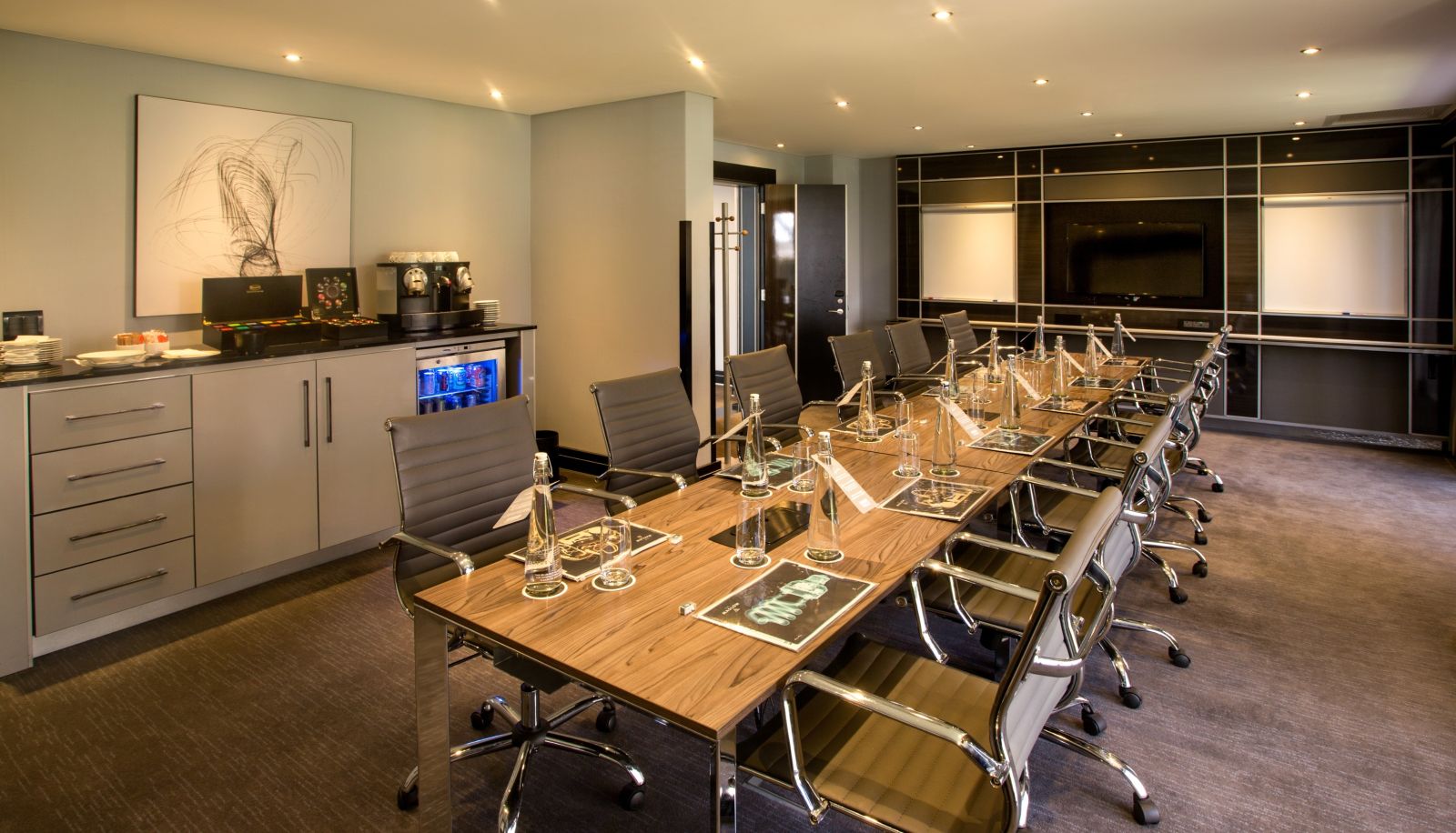 Meeting room - The Maslow