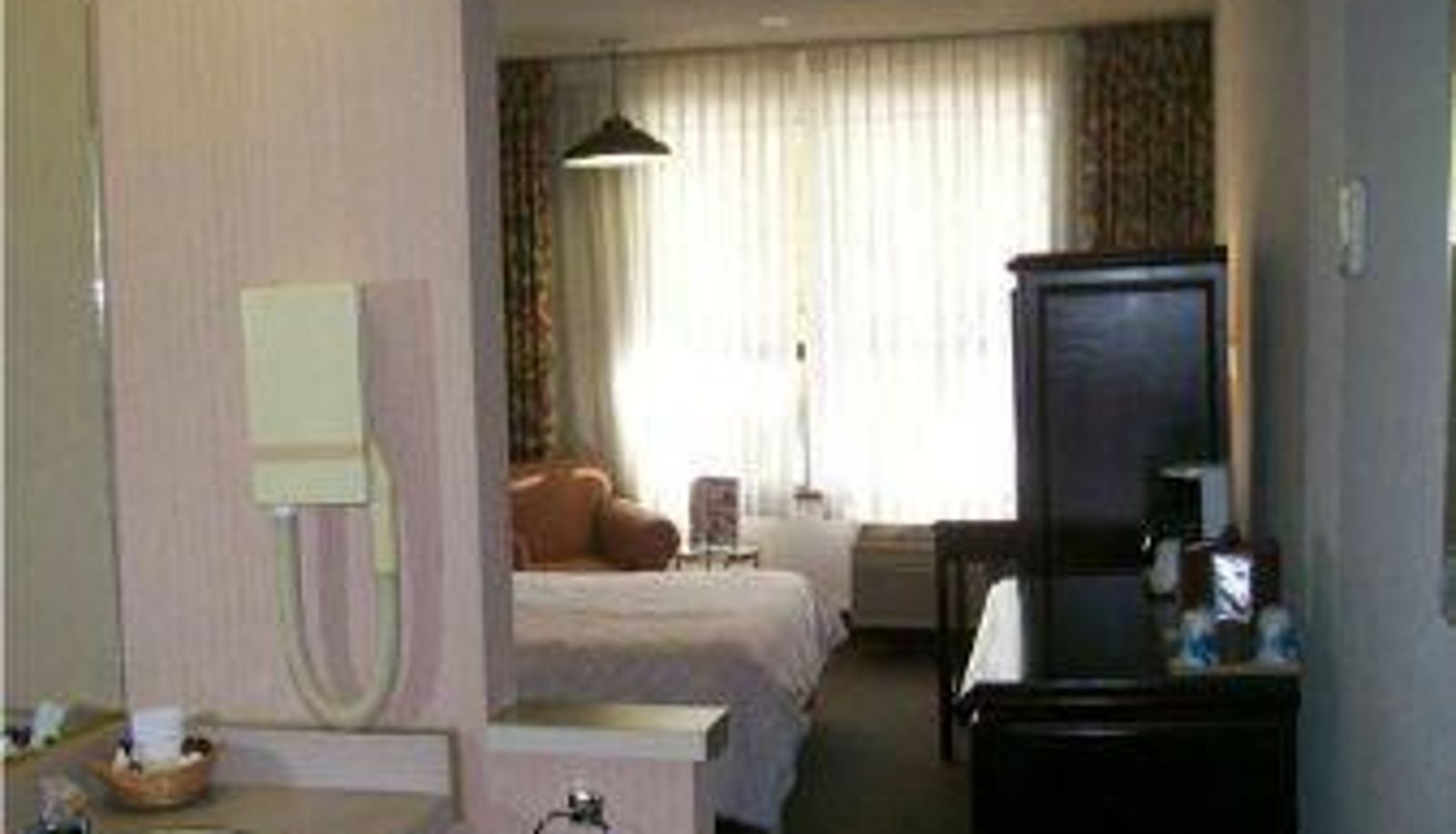 Zimmer - Days Inn & Suites by Wyndham Mountain View