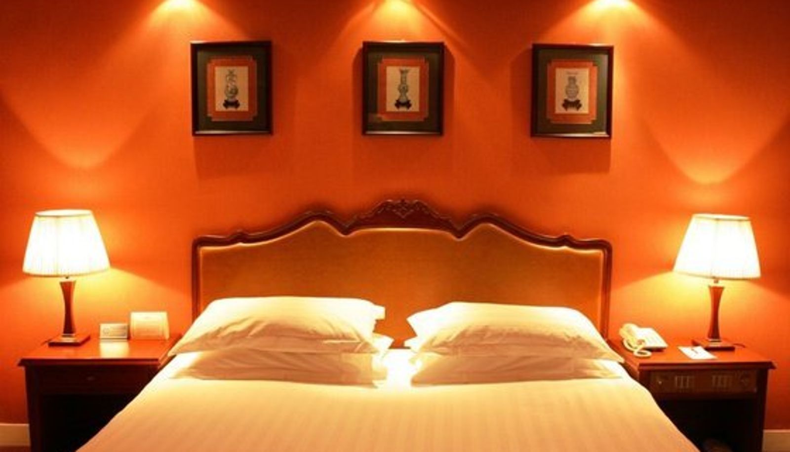 Info - Sardonyx Hotel