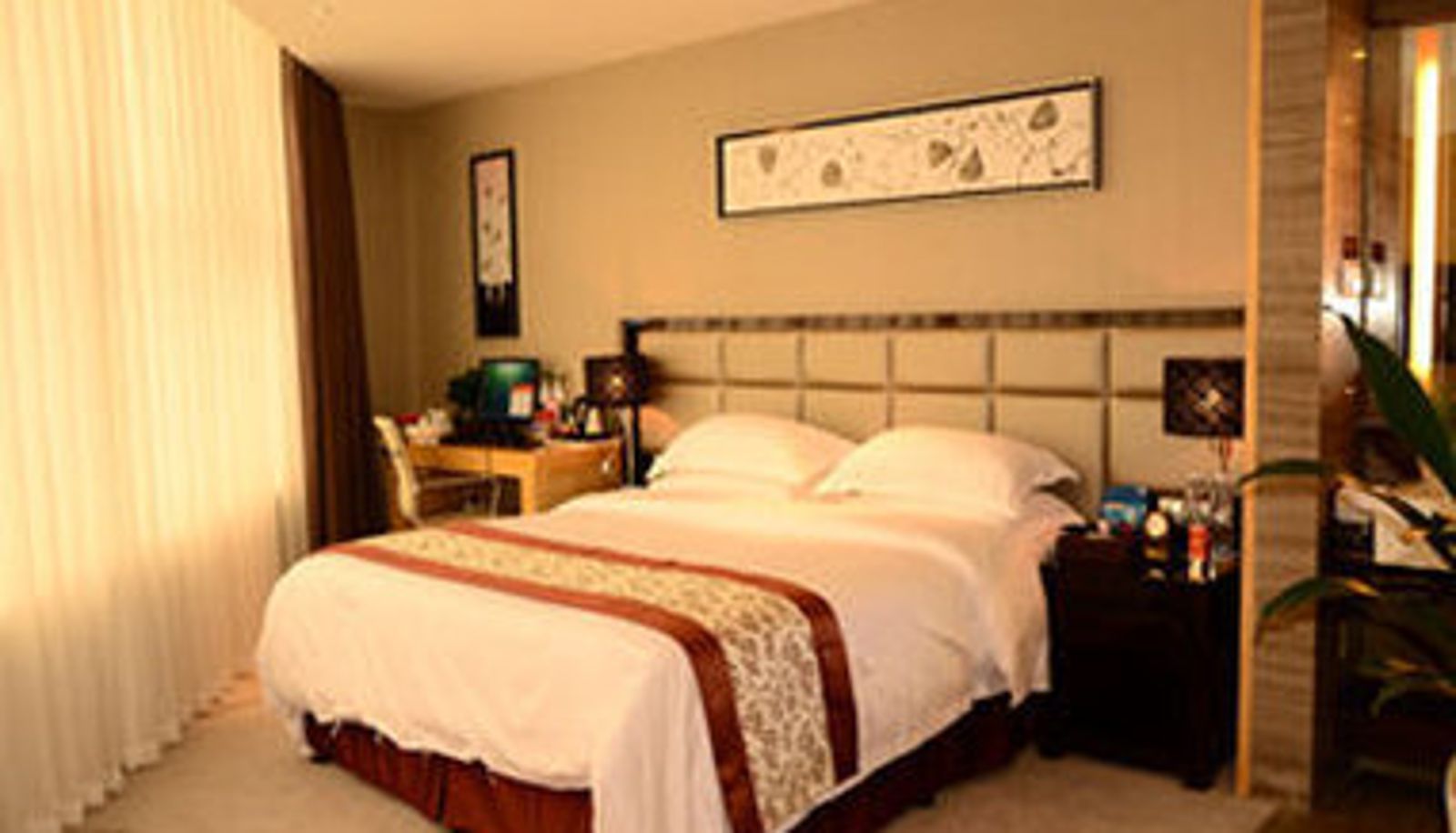 Room - Days Inn Jinjiang International
