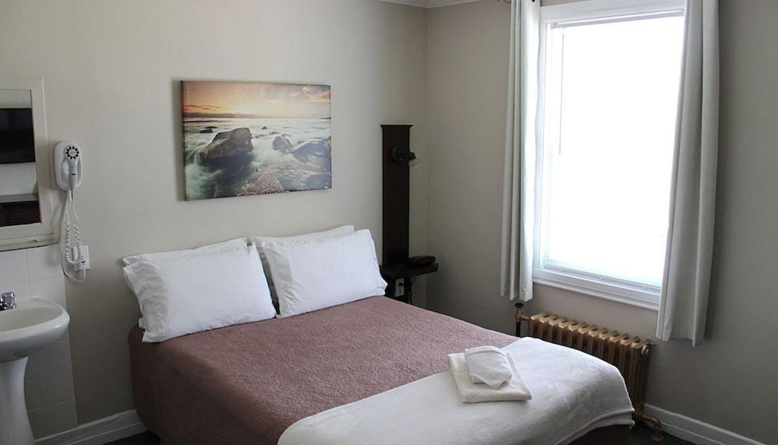 Standard room - Auberge Michel Doyon