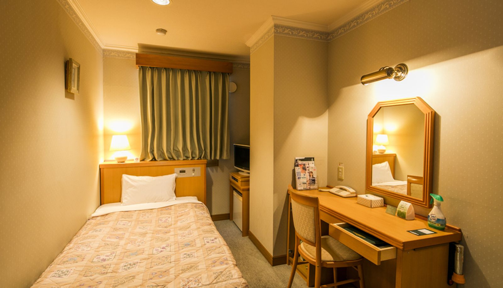Standard room (double) - Kanayama Plaza Hotel