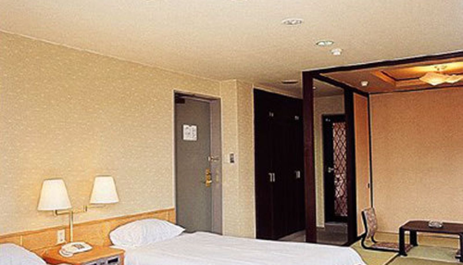 Standard room (double) - Yamashiro Onsen Sun City Hotel Yamashiro