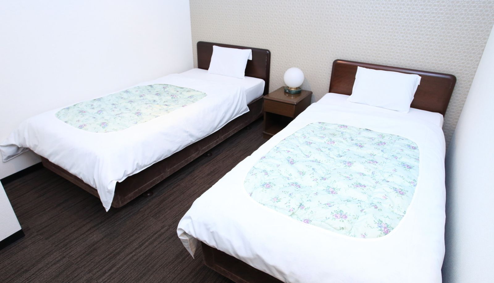 Standard room (double) - Namba Plaza Hotel