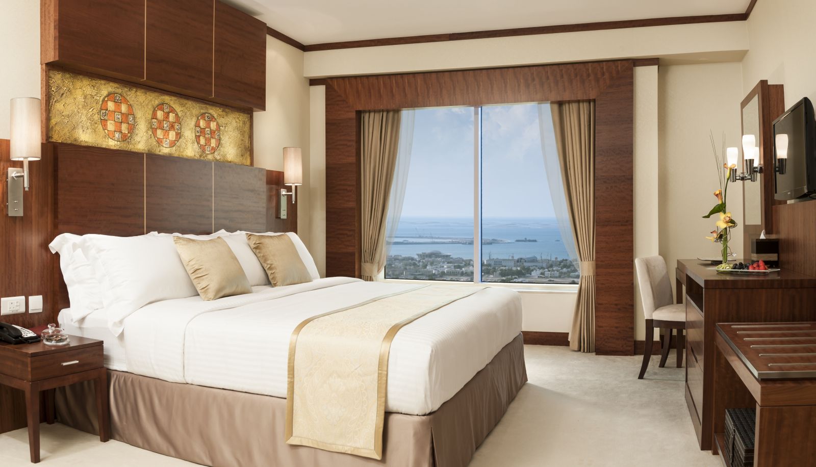 Suite - CARLTON DOWNTOWN HOTEL