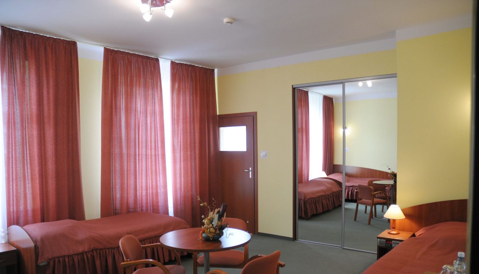 Hotel Centrum Szkoleniowo-Konferencyjne Społem (Varsovie)