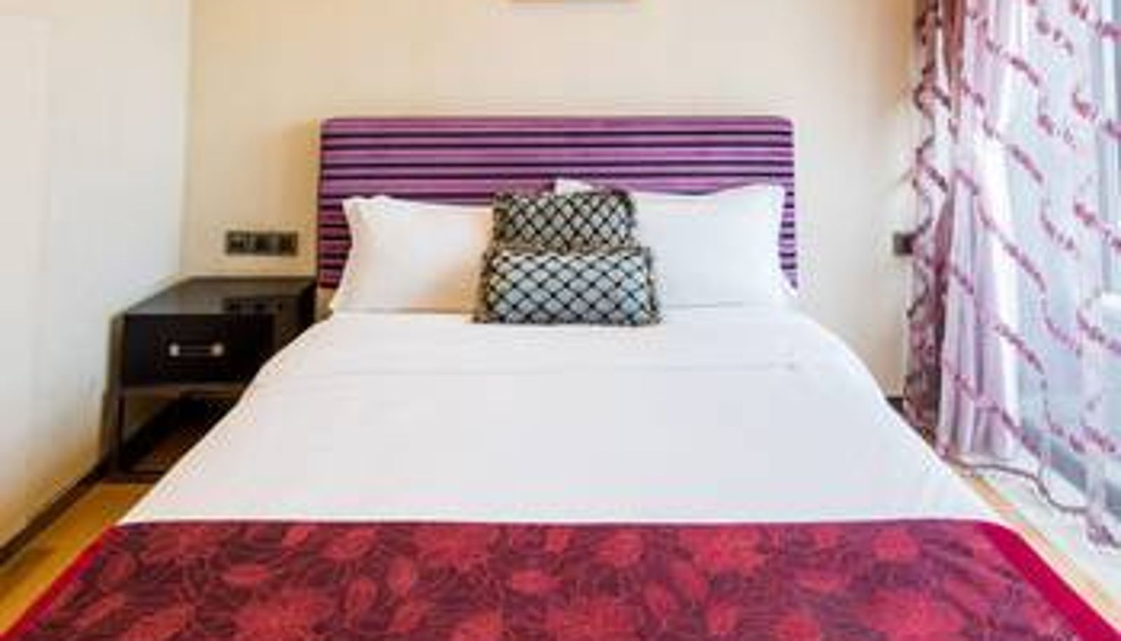 Camera - Private Apartments - Wealth Century Square