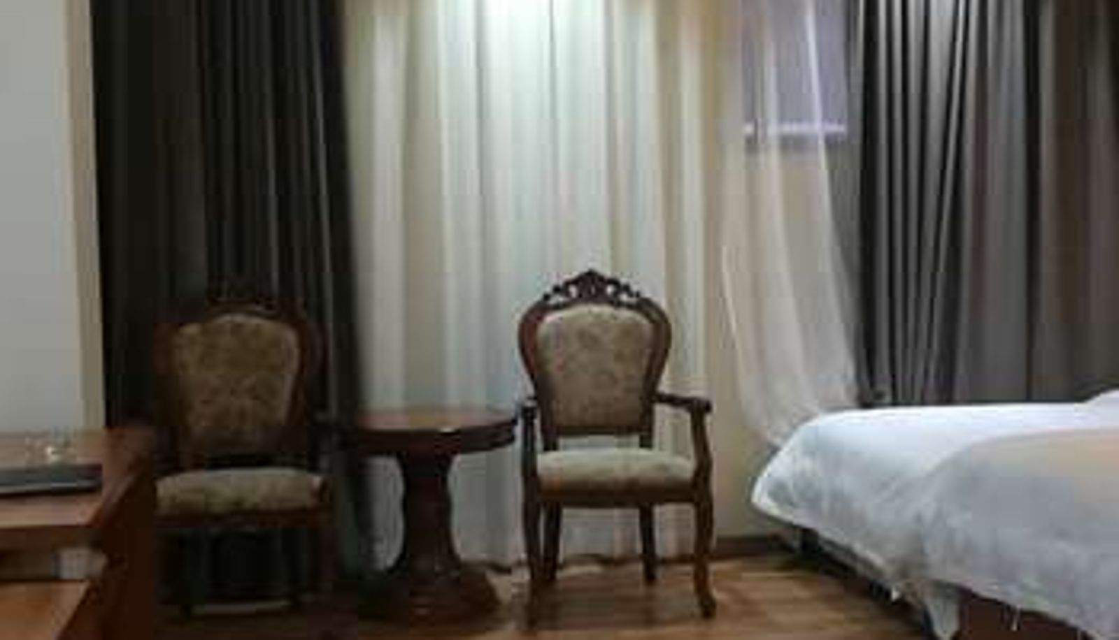 Habitación - Flower Shine Hotel
